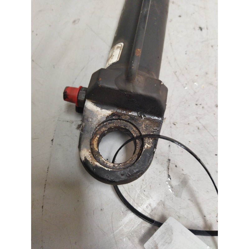 Recambio de brazo elevacion cabina para renault magnum ab 2005 12.8 diesel referencia OEM IAM 5010629264 - Blanco 2