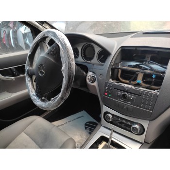 mercedes-benz clase c (w204) berlina del año 2008