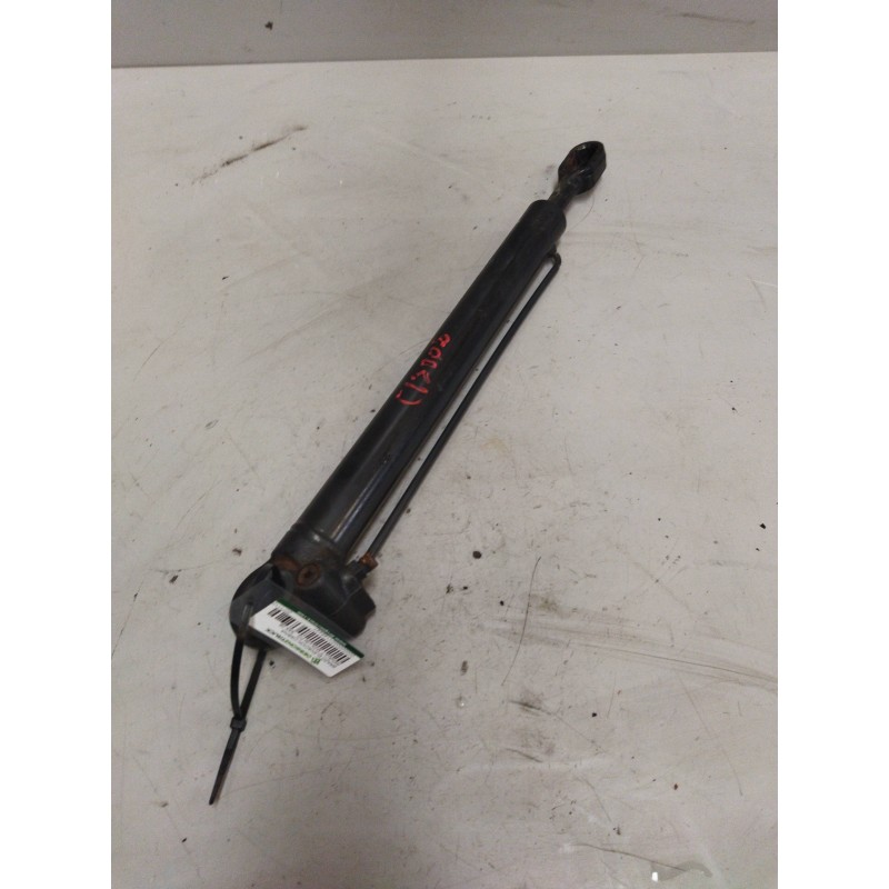 Recambio de brazo elevacion cabina para renault midlum fg xxx.08    e5 corto referencia OEM IAM 20711129  
