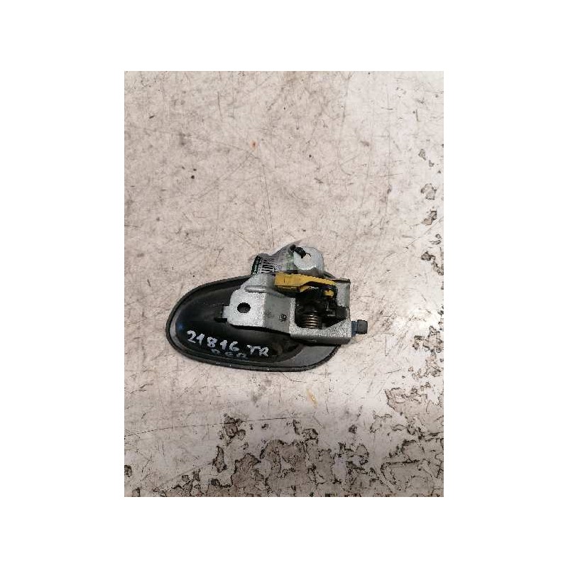 Recambio de maneta interior trasera derecha para mitsubishi carisma berlina 5 (da0) 1900 di-d comfort referencia OEM IAM 2