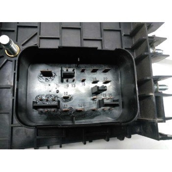 Recambio de caja reles / fusibles para audi a3 (8p) 1.9 tdi ambiente referencia OEM IAM 1K0937548A  