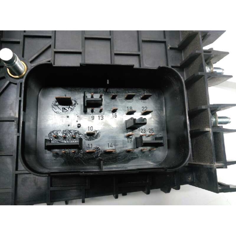 Recambio de caja reles / fusibles para audi a3 (8p) 1.9 tdi ambiente referencia OEM IAM 1K0937548A - Azul 3