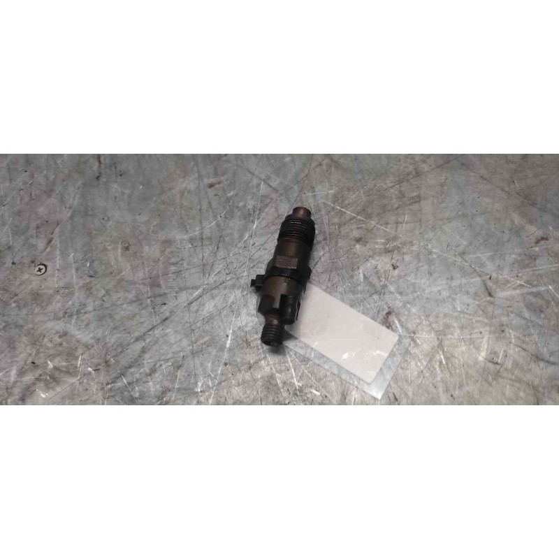 Recambio de inyector para nissan serena (c23m) 2.3 diesel referencia OEM IAM KCN18P1 BOSCH 2