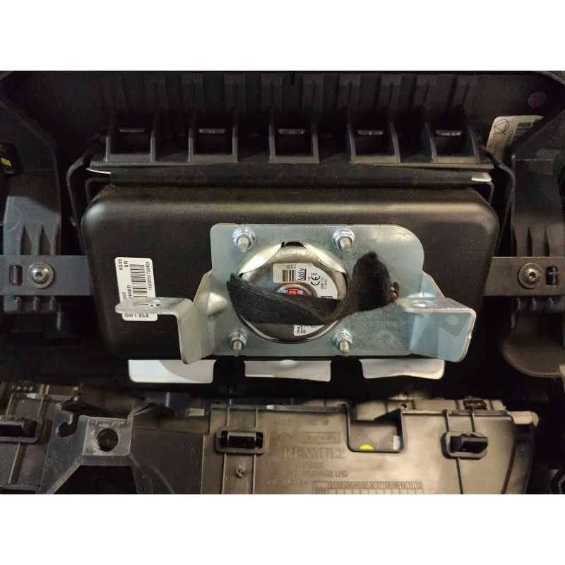 Recambio de salpicadero para renault clio iv (bh_) 0.9 tce 90 referencia OEM IAM - Blanco 6