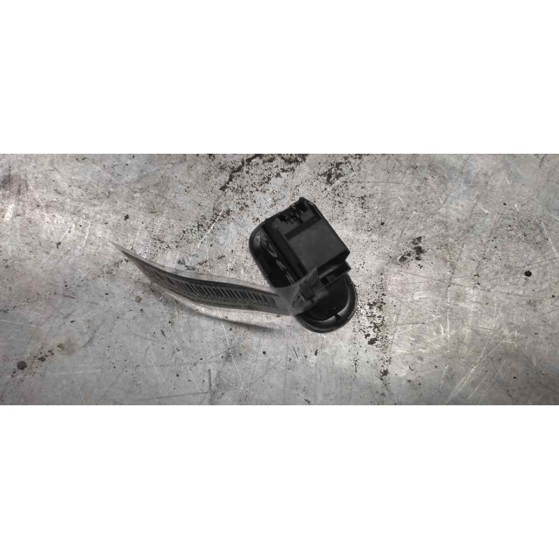 Recambio de mando elevalunas trasero derecho para seat toledo (1m2) select referencia OEM IAM 1M0959855 4 PINS 3