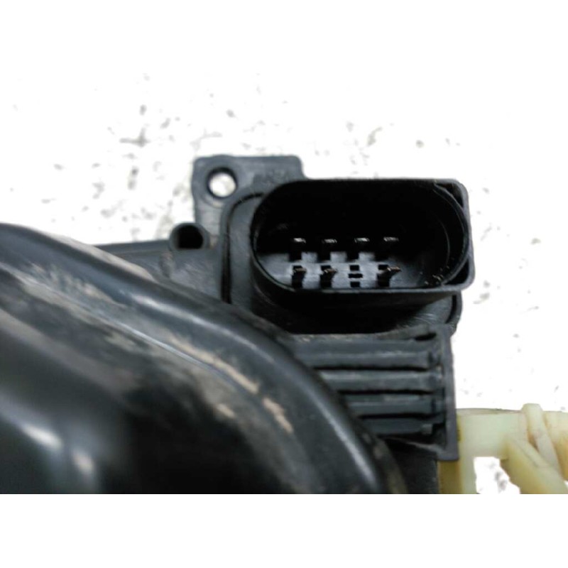 Recambio de faro izquierdo para volkswagen polo berlina (6n2) trendline referencia OEM IAM - Negro 3