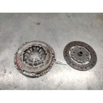 Recambio de kit embrague para nissan juke (f16) acenta referencia OEM IAM 302107059R  