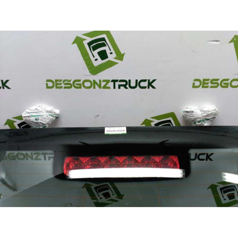 Recambio de porton trasero para bmw serie 3 compacto (e36) 318tds referencia OEM IAM - Rojo 3