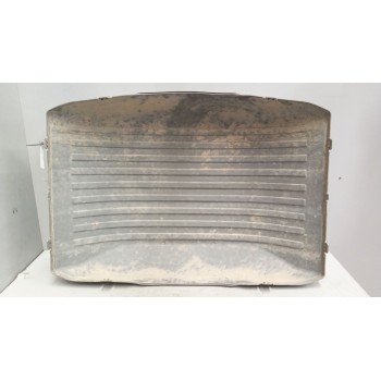 Recambio de tapa guardabarros trasero para mercedes-benz atego 4 cyl. 4x2 2005 referencia OEM IAM A9705220602  