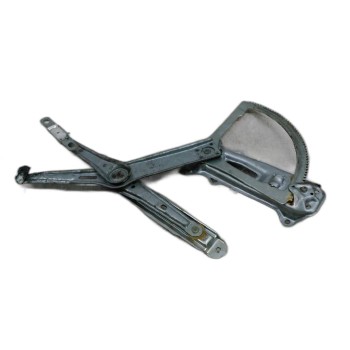 Recambio de elevalunas delantero derecho para opel corsa c club referencia OEM IAM 09113360  