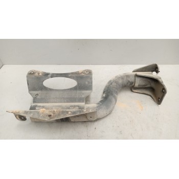 SOPORTE GUARDABARROS TRASERO A9705201833 