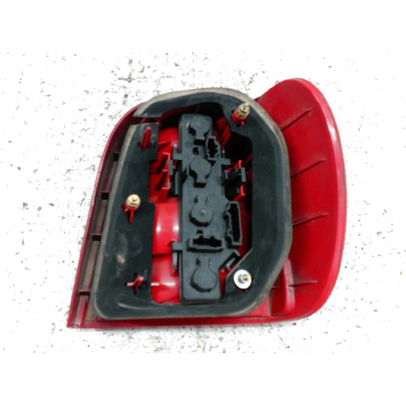 Recambio de piloto trasero izquierdo para volkswagen polo berlina (6n2) trendline referencia OEM IAM - Negro 3