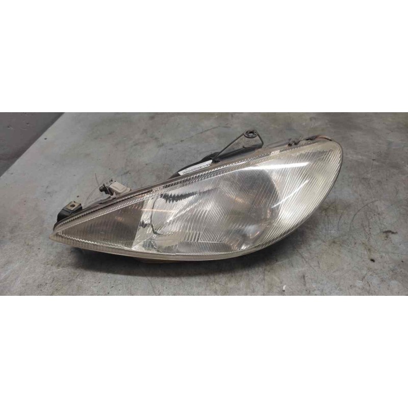 Recambio de faro izquierdo para peugeot 206 berlina xt referencia OEM IAM   