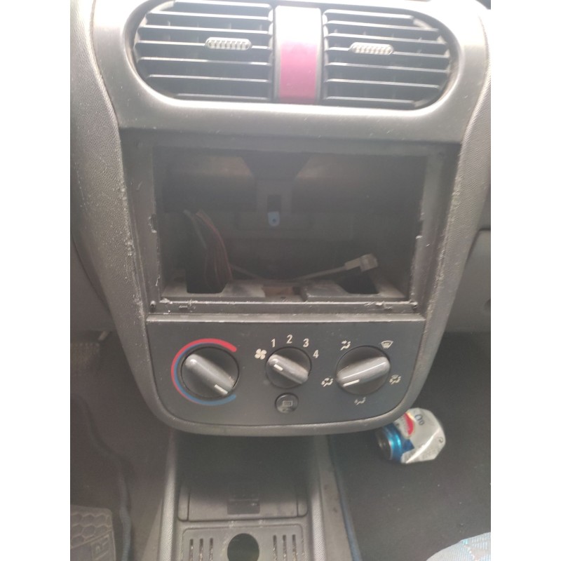 Recambio de mando calefaccion / aire acondicionado para opel corsa c club referencia OEM IAM   