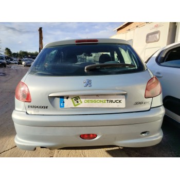 peugeot 206 berlina del año 2004
