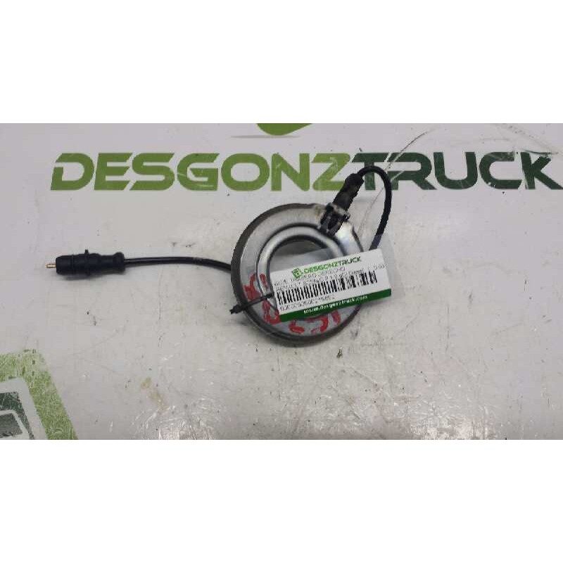 Recambio de buje trasero derecho para renault scenic ii 1.9 dci diesel referencia OEM IAM - Azul 2