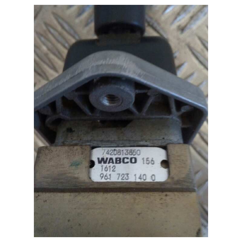 Recambio de palanca freno de mano para renault premium route 2006 fas 4x2 larga distancia referencia OEM IAM 7420813850 96172314 - Blanco 2