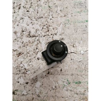 Recambio de mando retrovisor para dacia duster ambiance 4x2 referencia OEM IAM 8200002442B 8 PINS 