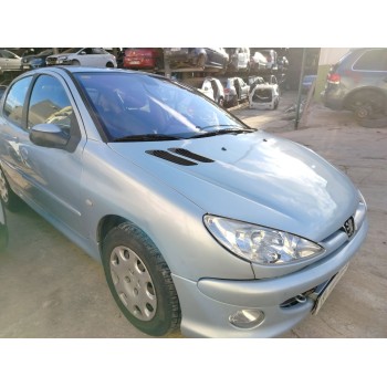 peugeot 206 berlina del año 2004