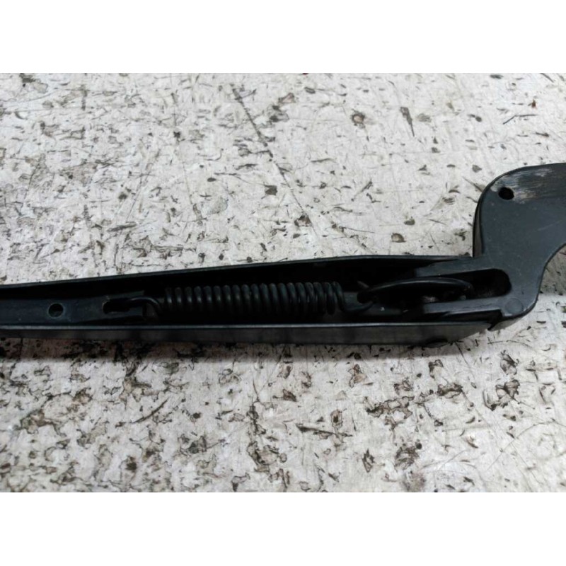 Recambio de brazo limpia delantero izquierdo para volkswagen polo berlina (6n2) trendline referencia OEM IAM - Negro 2