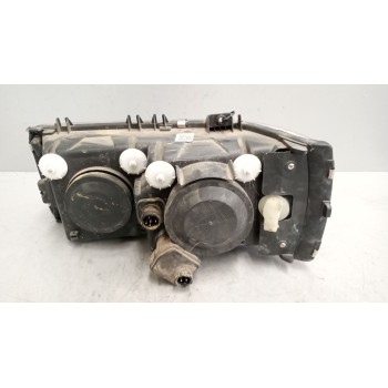 Recambio de faro derecho para daf serie lf45.xxx desde 06 referencia OEM IAM 1699315  