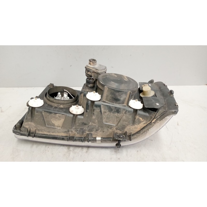 Recambio de faro izquierdo para daf serie lf45 desde 06 referencia OEM IAM 1699313 - Blanco 2