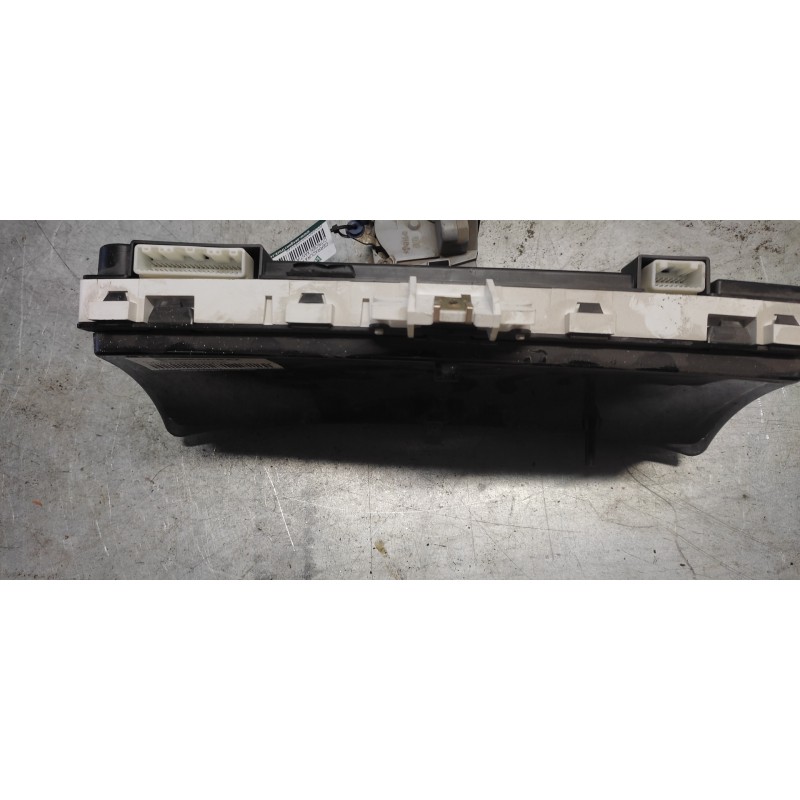 Recambio de cuadro instrumentos para toyota corolla (e12) 1.4 d-4d luna compact referencia OEM IAM 110080288002 - Rojo 3