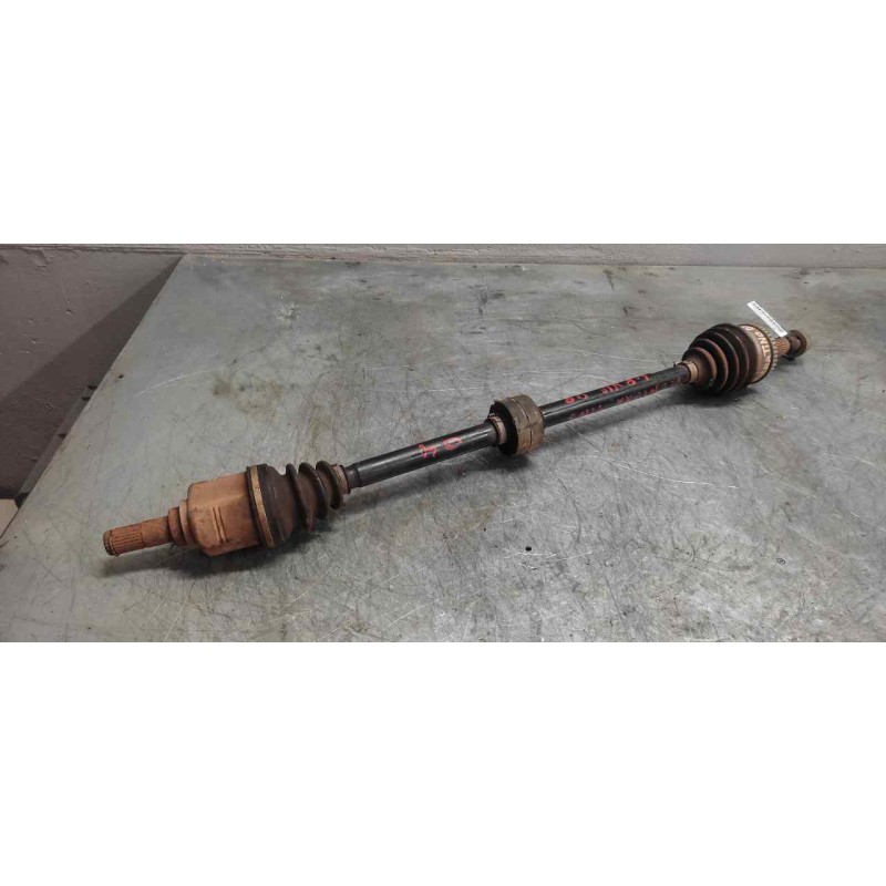 Recambio de transmision delantera derecha para nissan almera tino (v10m) elegance referencia OEM IAM  27CM MANGUETA 26CM CAMBIO 2