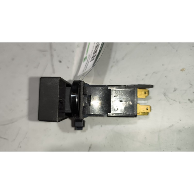 Recambio de interruptor para nissan trucks atleon tk160.95 referencia OEM IAM 253829X000 - Blanco 3