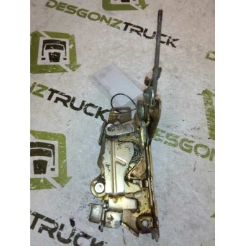 Recambio de cerradura puerta delantera derecha para pegaso trucks serie 100 100.40 referencia OEM IAM 211837016H  