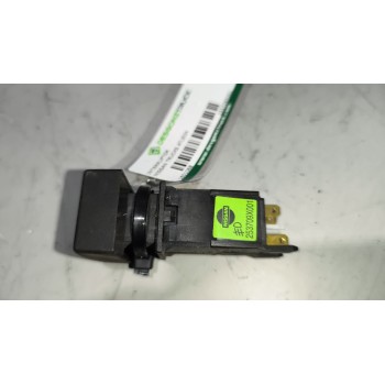 Recambio de interruptor para nissan trucks atleon tk160.95 referencia OEM IAM 253709X001  