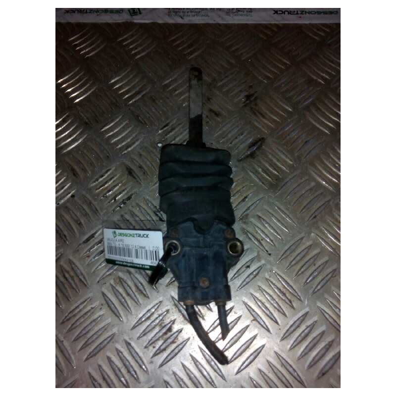 Recambio de valvula aire para man tg - a 18.xxx 12.4 diesel referencia OEM IAM 4640070010  VALVULA NIVELADORA