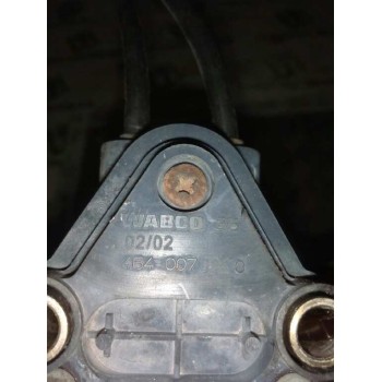 Recambio de valvula aire para man tg - a 18.xxx 12.4 diesel referencia OEM IAM 4640070010  VALVULA NIVELADORA