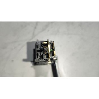 Recambio de interruptor para nissan trucks atleon tk160.95 referencia OEM IAM 253709X101  