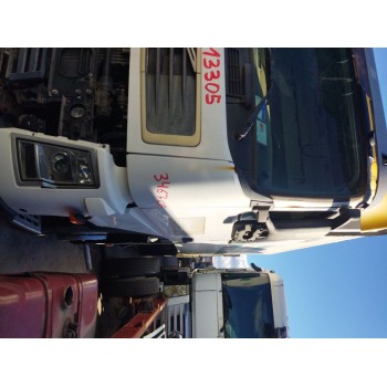 volvo fm 9 2002  del año 2003