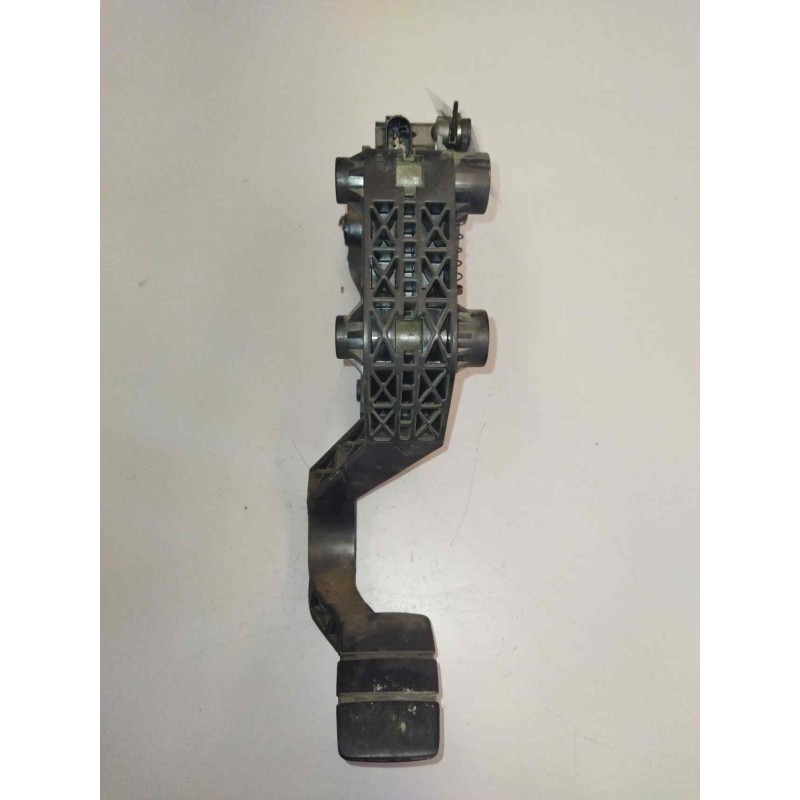 Recambio de pedal acelerador para scania serie p/g/r (c-clase) fg 380 (4x2) largo cp 19 b referencia OEM IAM 2395418 1753411 - Blanco