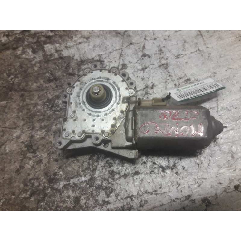 Recambio de motor elevalunas trasero izquierdo para ford mondeo berlina/familiar (fd) referencia OEM IAM 0130821518 2 PINS 2
