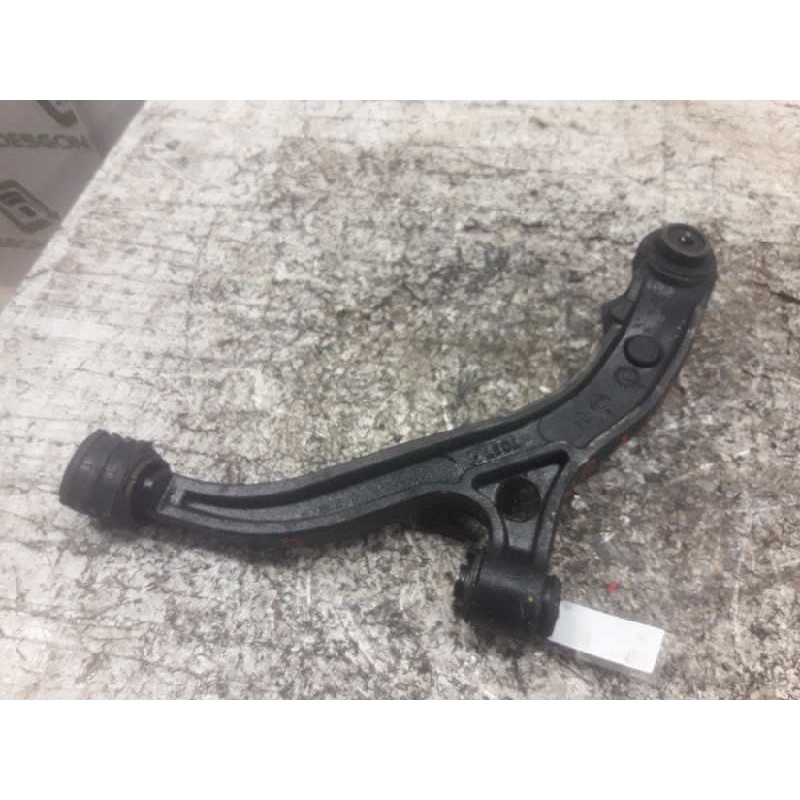 Recambio de brazo suspension inferior delantero derecho para chrysler voyager (gs) 2.5 td referencia OEM IAM 04694972AB 4