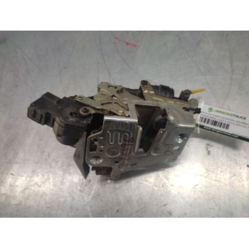 CERRADURA PUERTA DELANTERA IZQUIERDA A2027200935 