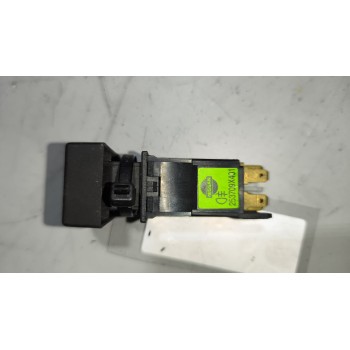 Recambio de interruptor para nissan trucks atleon tk160.95 referencia OEM IAM 253709X401  