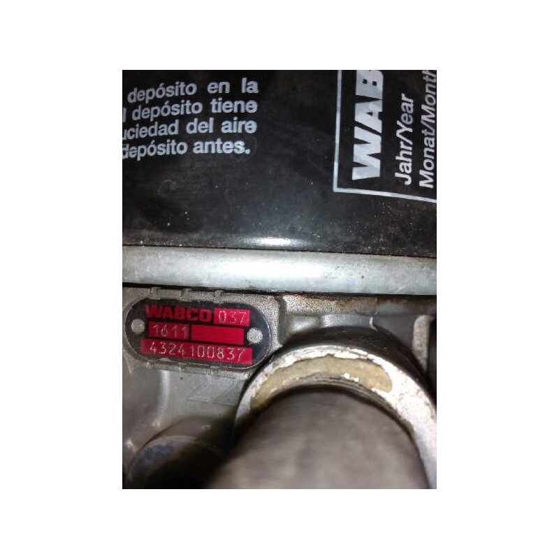 Recambio de valvula aire para scania serie 4 (p 94 d) fsa 260 (4x2) e2/e3 largo cp 19 b referencia OEM IAM 4324100837 1611 VALVU - Blanco 2