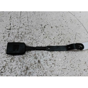 Recambio de enganche de cinturon delantero izquierdo para volkswagen polo berlina (6n2) trendline referencia OEM IAM  DELANTERO 