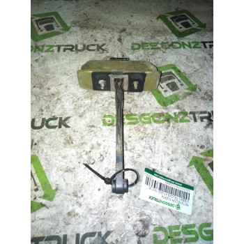 Recambio de retenedor puerta para nissan trucks atleon tk10.95 referencia OEM IAM DERECHA  