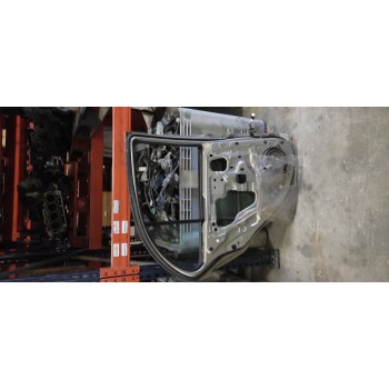Recambio de puerta trasera izquierda para nissan micra (k12e) 1.2 cat referencia OEM IAM   