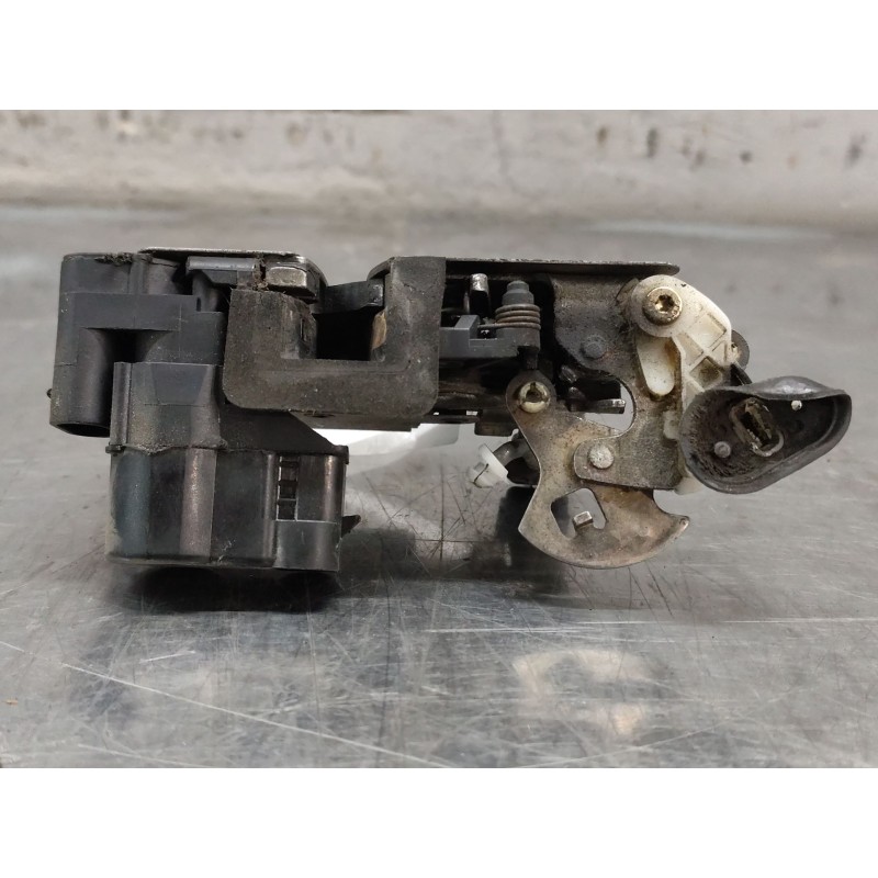 Recambio de cerradura puerta trasera derecha para fiat brava (182_) 1.4 12 v (182.ba) referencia OEM IAM 5