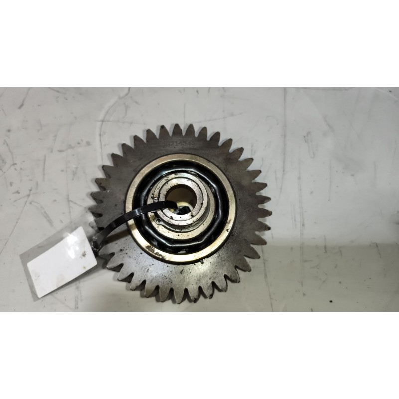 Recambio de piñon para renault premium route 2006 fas 4x2 larga distancia referencia OEM IAM 20714549  