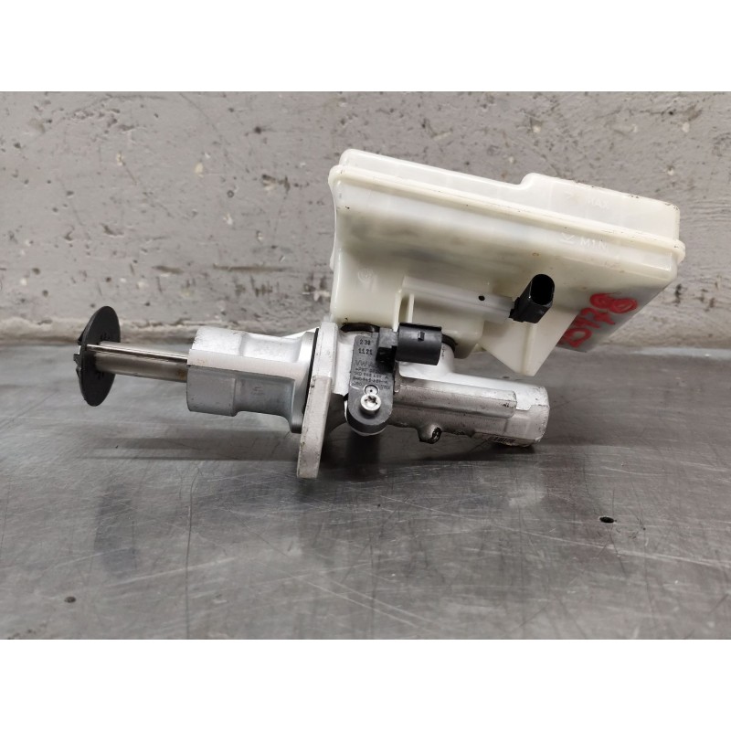 Recambio de bomba freno para volkswagen crafter furgoneta (sy_, sx_) 2.0 tdi referencia OEM IAM - Blanco 2