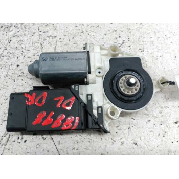 MOTOR ELEVALUNAS DELANTERO DERECHO F005S00062 BOSCH