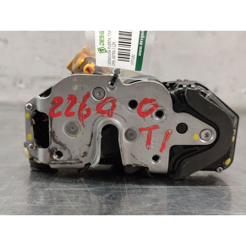 Recambio de cerradura puerta trasera izquierda para opel astra j lim. excellence referencia OEM IAM   