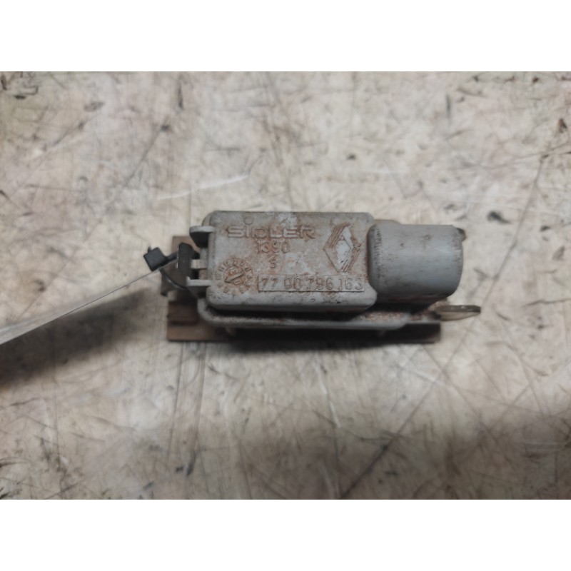 Recambio de piloto matricula para renault megane ii berlina 5p authentique referencia OEM IAM 7700796163 2 PINS - Verde 2